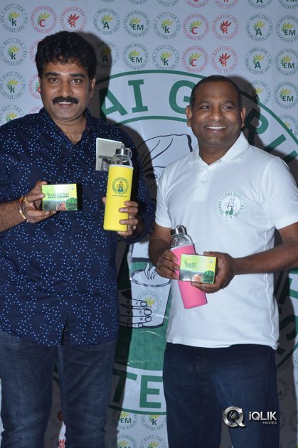 Rajeev-Kanakala-Launches-Chai-Guru-Herbal-Tea-Master-Product